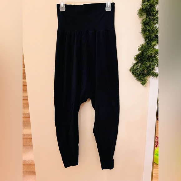 SOLD-American Apparel Black Harem Pants - Picture 4 of 5